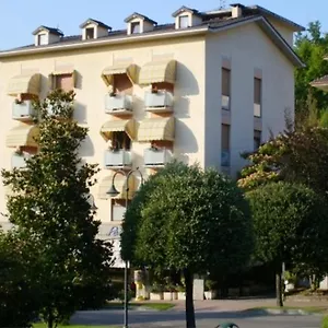 https://albergo-marenghi.emilia-romagnahotels.net