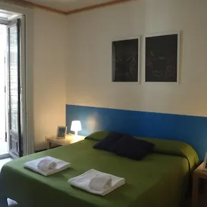 https://gianluca-rooms.sicilyhotelsitaly.net
